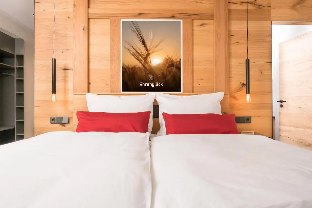 Chalet-Ferienwohnung Aehrenglueck, 70 Qm, Wellness/Fitness/Sauna - Bergroedelhof Feilitzsch