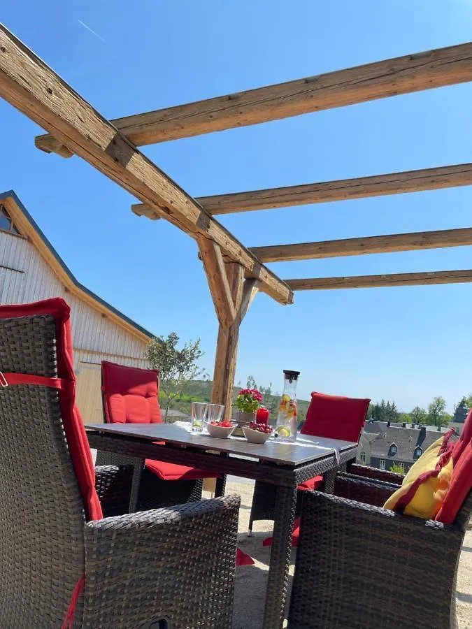 Apartment Chalet-Ferienwohnung Aehrenglueck, 70 Qm, Wellness/Fitness/Sauna - Bergroedelhof Feilitzsch Germany